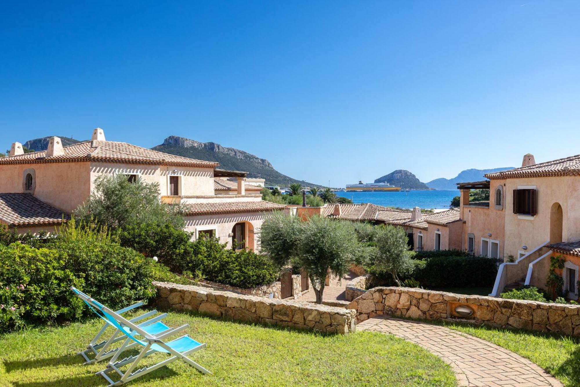 Le Perle Di Golfo Aranci Villa Exterior foto
